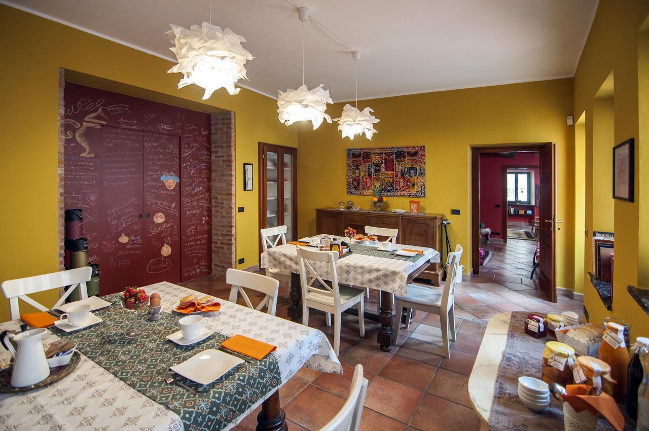 Casa Asso Di Coppe B&B Alba  Luaran gambar